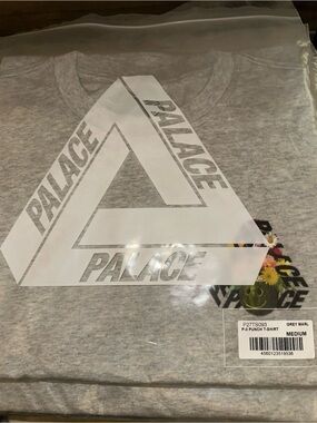Palace P-3 Punch Tee